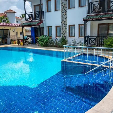 Hotel Loya
