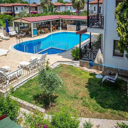 Hotel Loya *